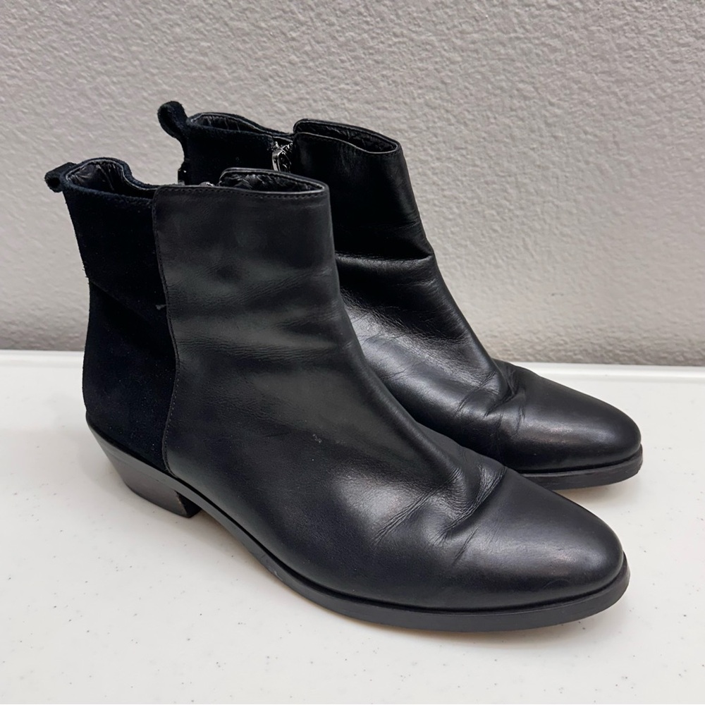 Coach Carmen Boots Size 6.5 B Black Leather Suede Low Heel